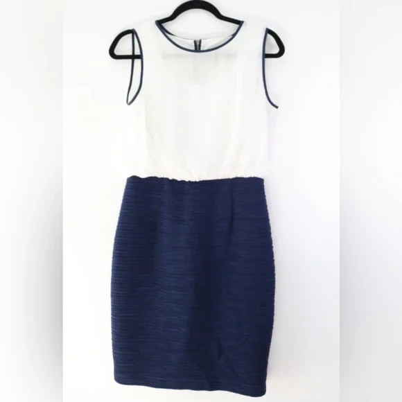 Maeve Anthropologie White Navy Blue Split Back Ruched Sheath Mini Dress Size 6 - Picture 2 of 8